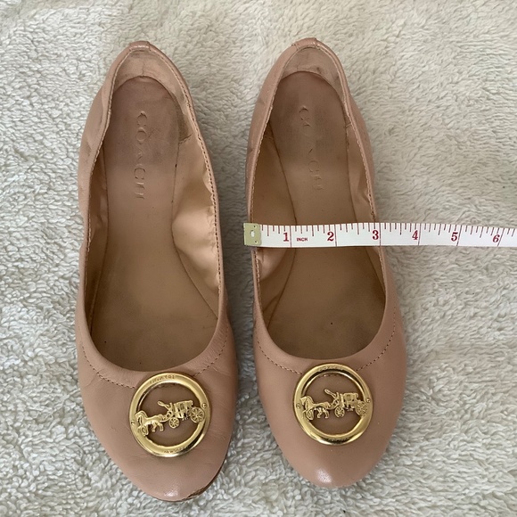 COACH Ballerina Nude Pink Leather Flat with Gold Tone Horse and Carriage Logo - Picture 2 of 7